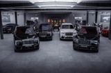 Rolls-Royce Cullinan BLACK BADGE 2025 MANSORY BLACK/ORANGE - Rolls-Royce Cullinan: Black Badge