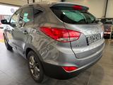 Hyundai ix35 Comfort 2WD | TÜV 07/2028 - Hyundai ix35: Allradantrieb, 2.0