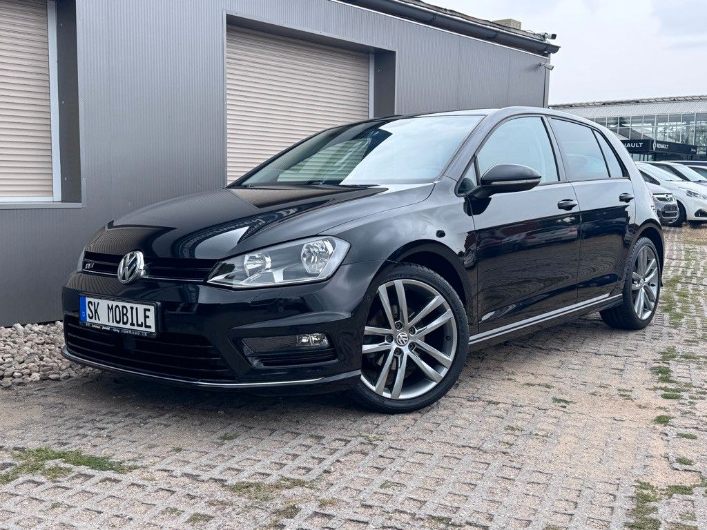 Volkswagen Volkswagen Golf VII Lim. Lounge BMT*R-LINE**ACC*PD