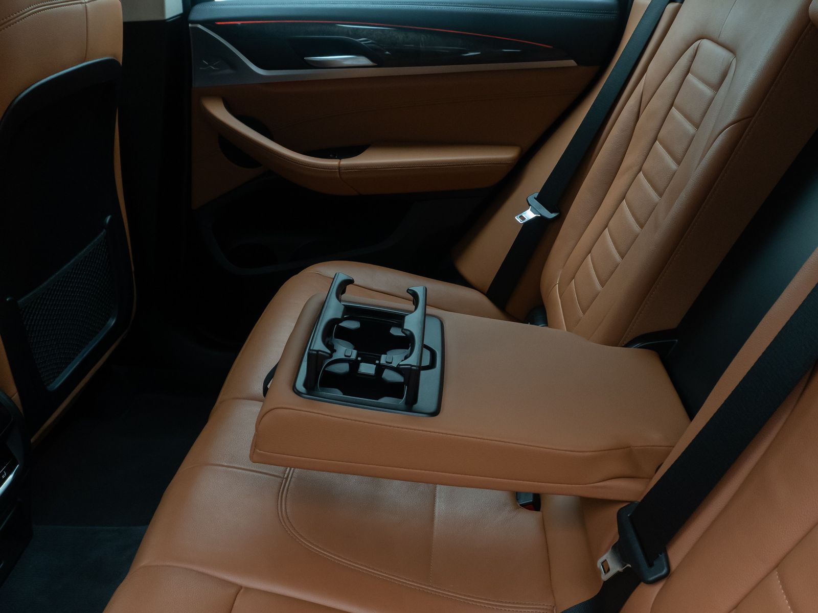 Fahrzeugabbildung BMW X3 xD20d LuxuryLine Alarm DAB Sport Leder 19Zoll