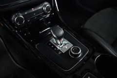 MERCEDES-BENZ CLA 45 AMG 4Matic*Bi-Xenon*Kamera*Navi*18"*