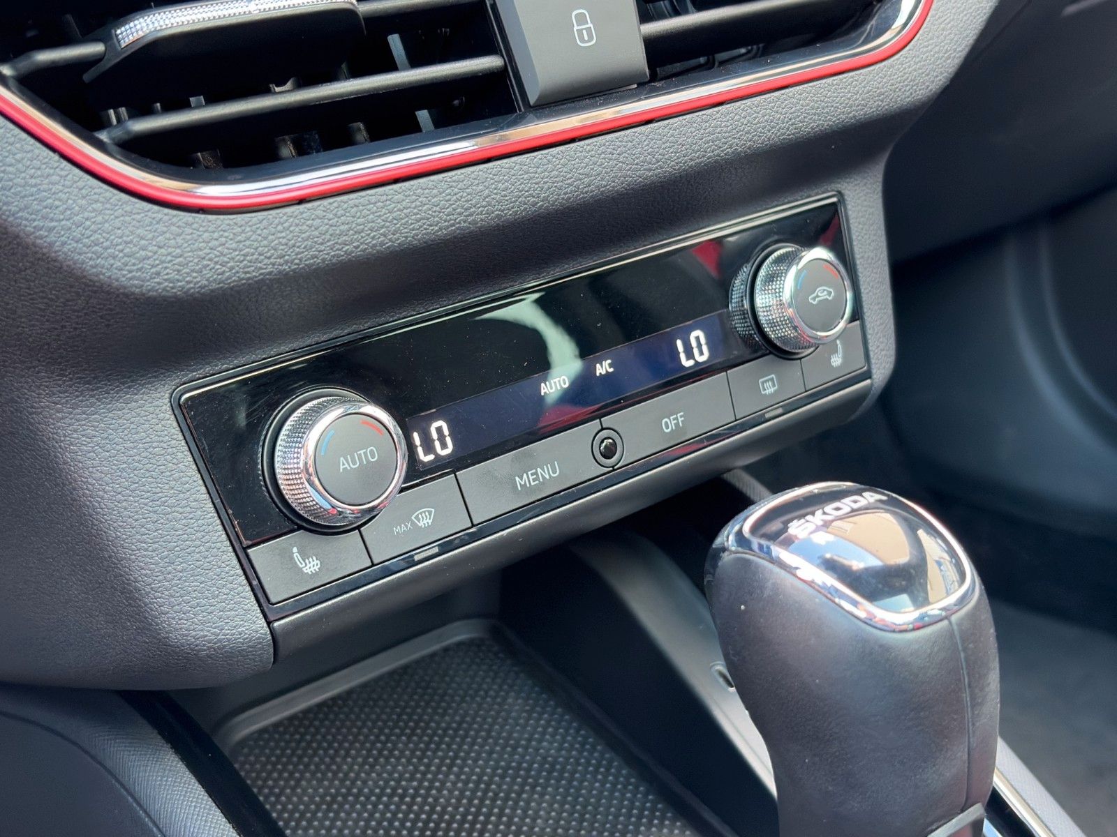 Fahrzeugabbildung SKODA Scala Monte Carlo*ViCo*Pano*Kamera*PDC*Navi**