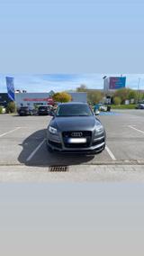 Audi Q7 S line 3.0 TDI quattro- Vollaussat... - Audi Q7 aus 2010: Line