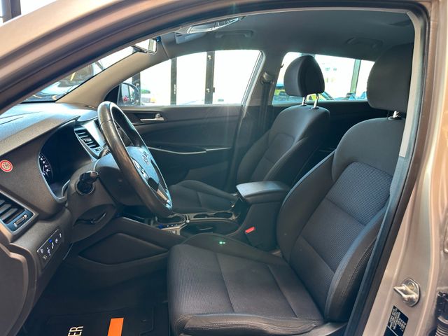 Hyundai Tucson Intro Edition 4WD *Navi*