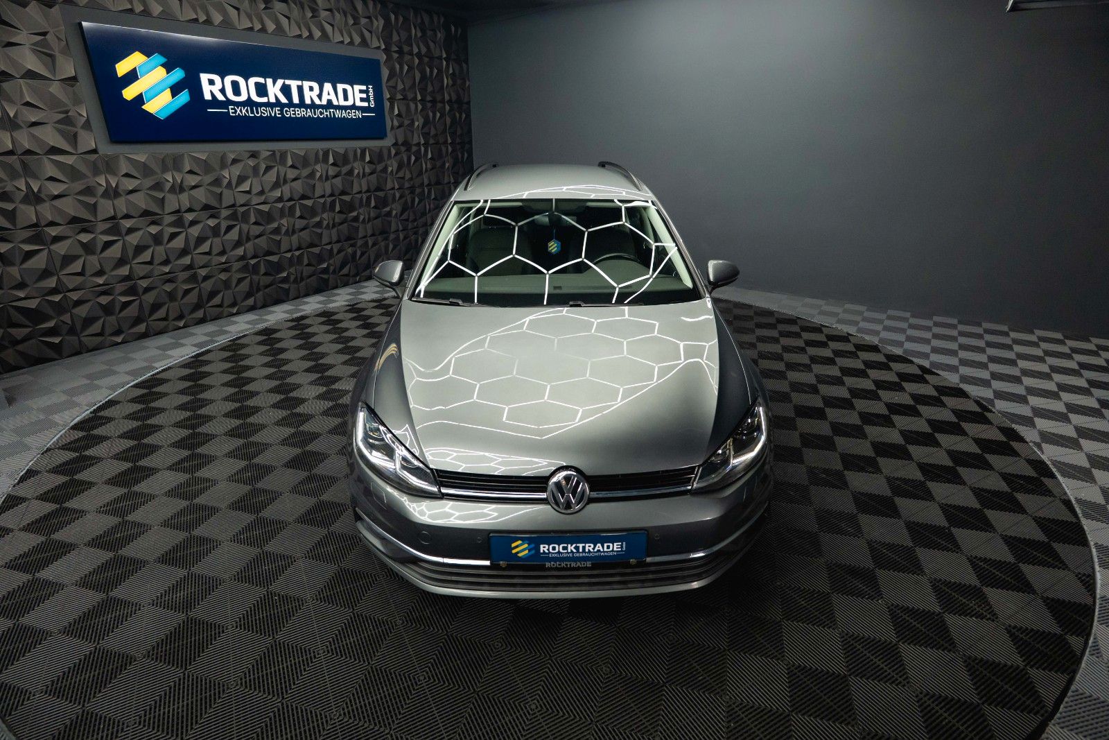 Fahrzeugabbildung Volkswagen Golf VII Variant Comfortline Autom. *ACC*LED*19%
