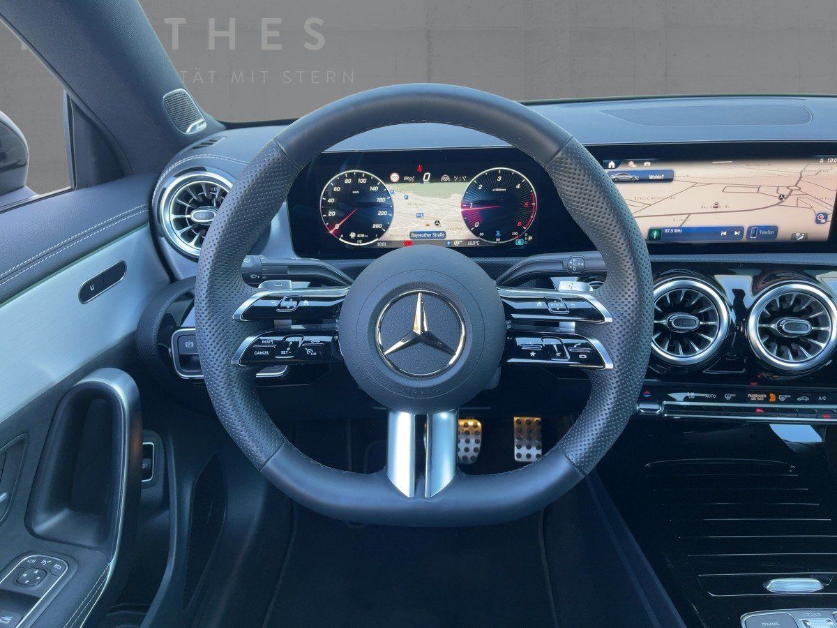 Fahrzeugabbildung Mercedes-Benz CLA 220 d AMG/Night/Kamera/Distr./AHK