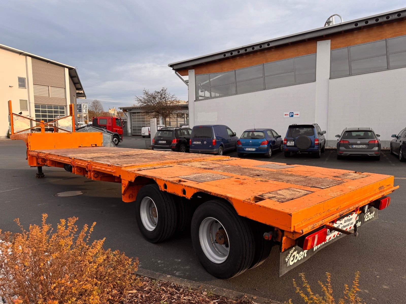 Fahrzeugabbildung Dinkel DSAFA 36000 Schräglader/Tieflader 2x Lenkachse