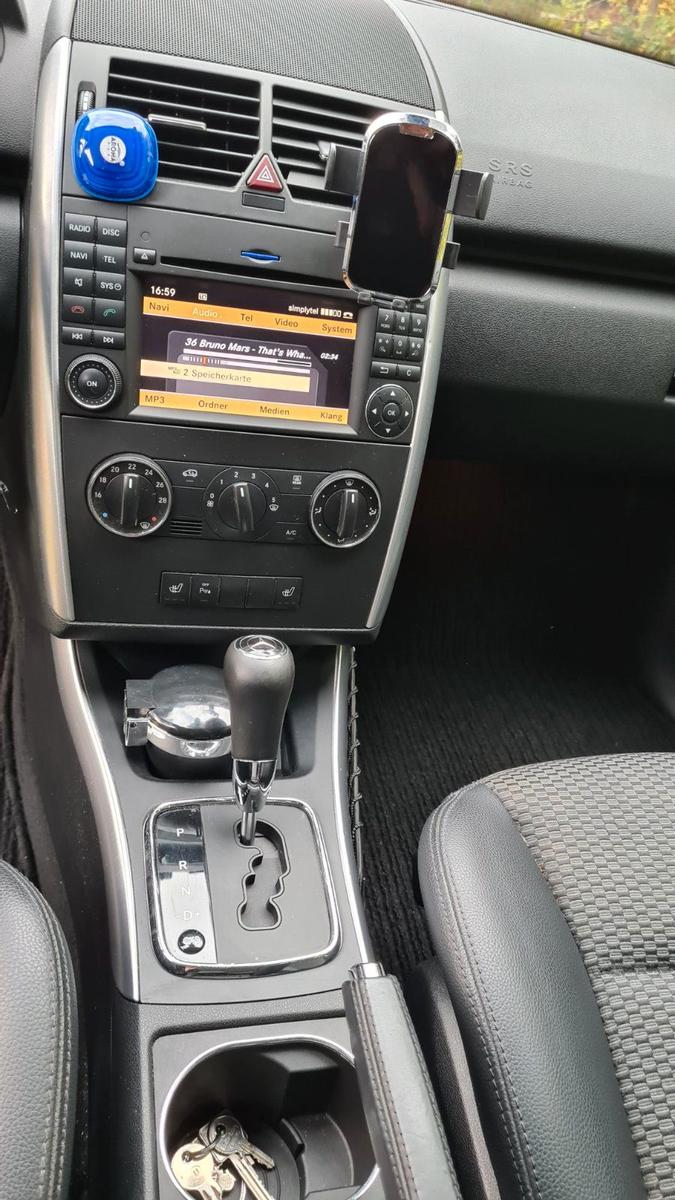 Mercedes-Benz A170 2009 — photo 9