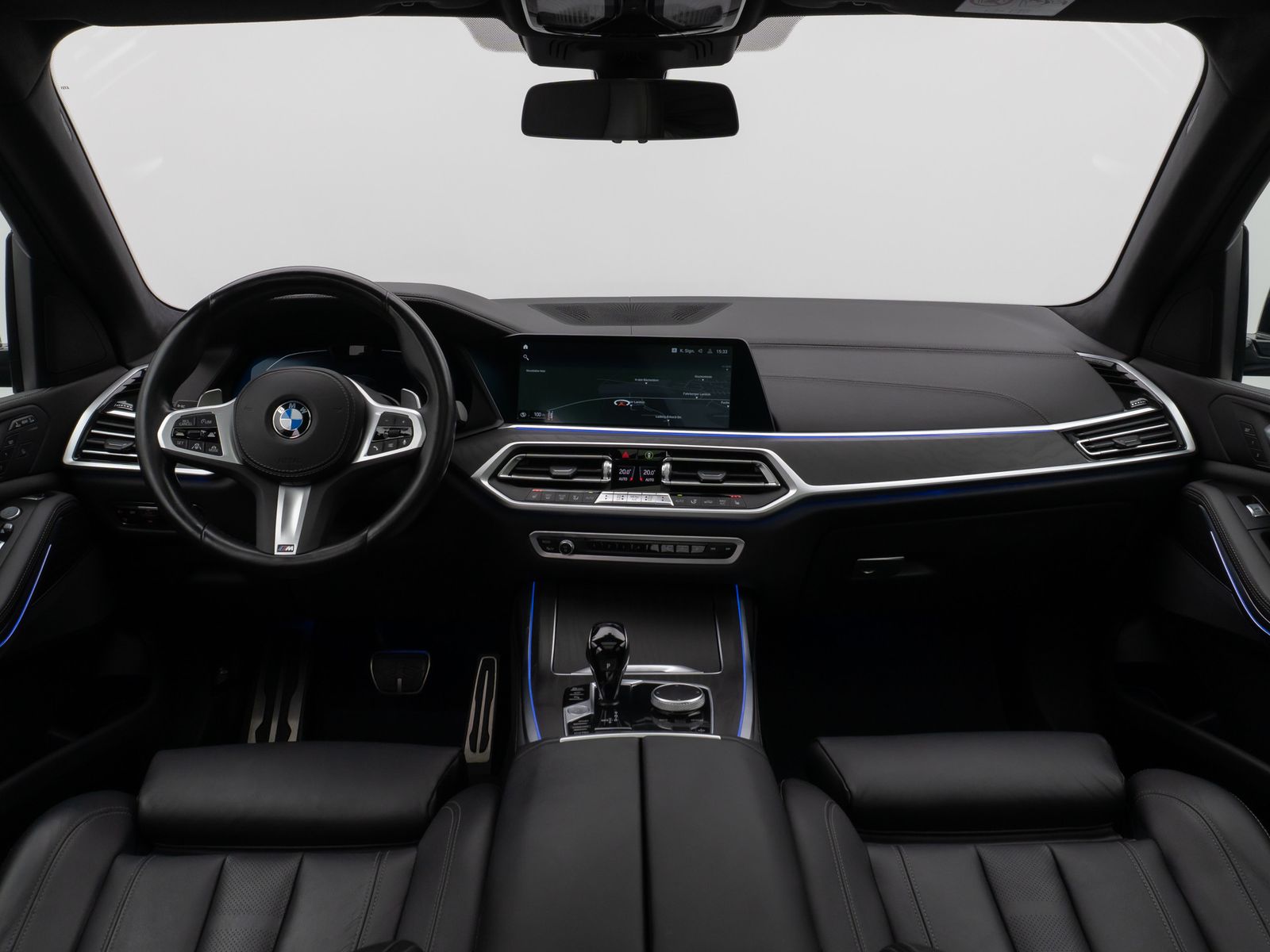 Fahrzeugabbildung BMW X7 xD40d M Sport Panorama 360° SoftCL HUD DAB
