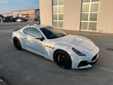 Maserati Granturismo 3.0 V6 404kW Trofeo GERMAN DOCS - Maserati Granturismo mit Benzin-Antrieb: Trofeo