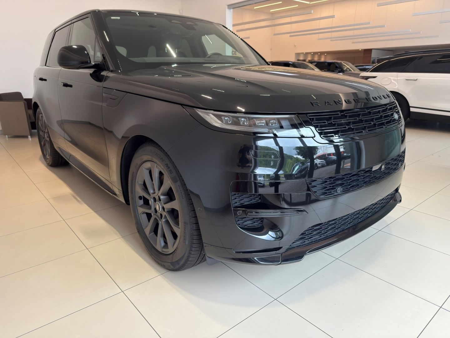Land Rover Range Rover Sport D300 Dynamic SE AHK SD HEAD-UP