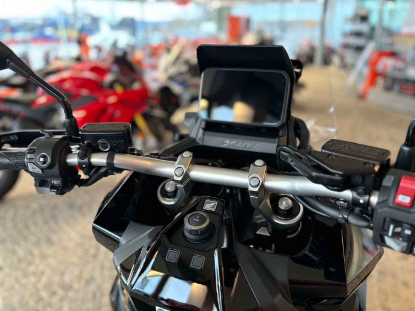 Fahrzeugabbildung Honda ADV 750 - X-ADV 2025