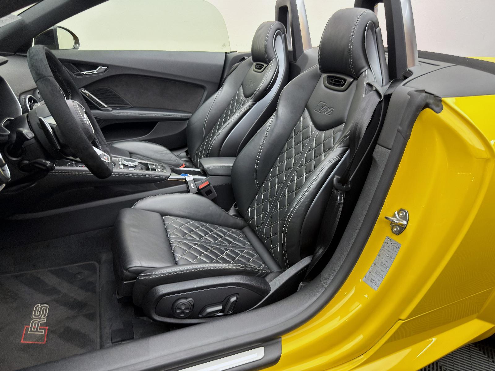 Audi TT RS Roadster Quattro*Matrix*B&O*OLED*Carbon*