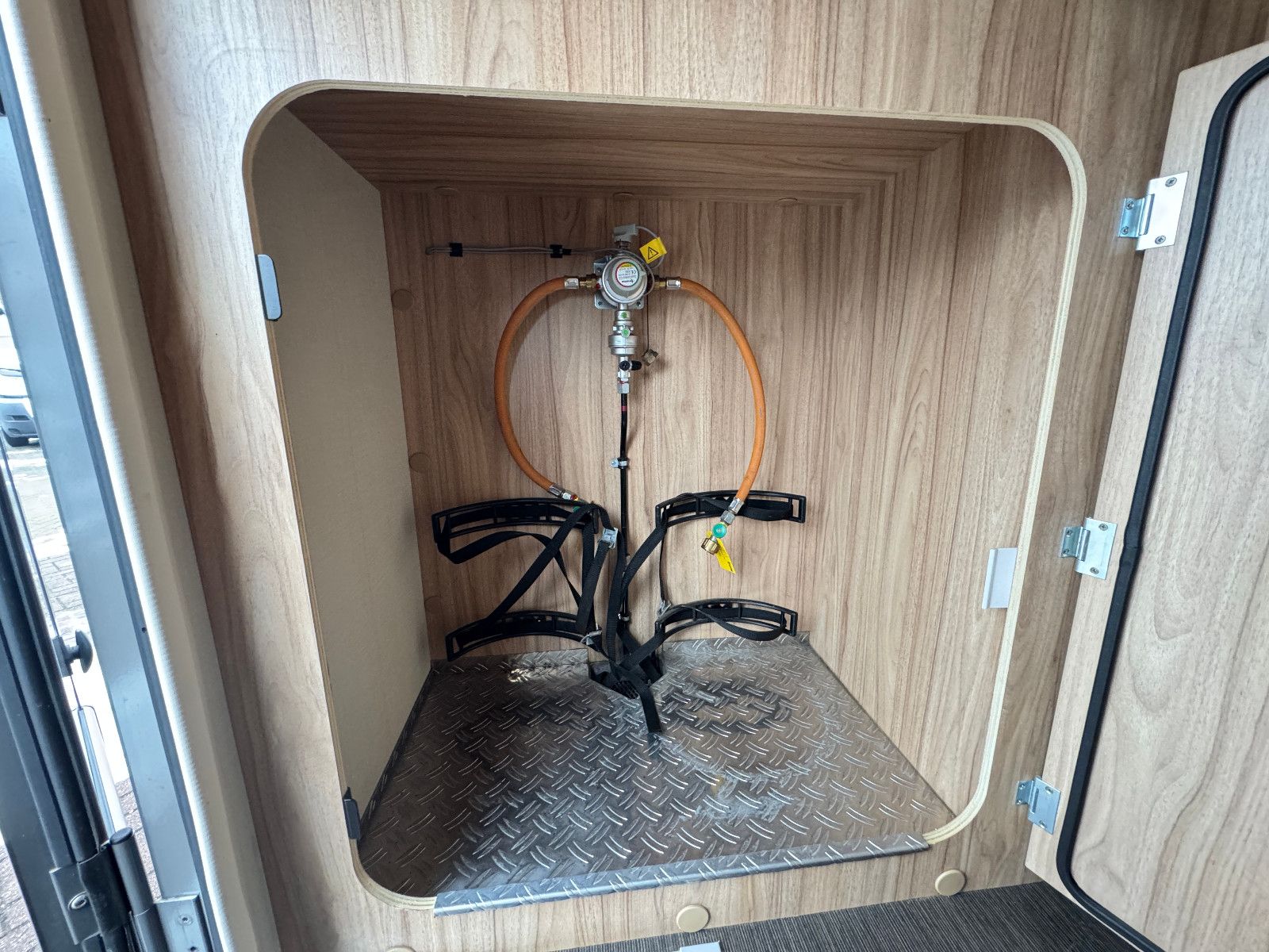 Fahrzeugabbildung HYMER / ERIBA / HYMERCAR ML-T 570 60 EDITION MB SPRINTER 316 CDI 7GT SHZD