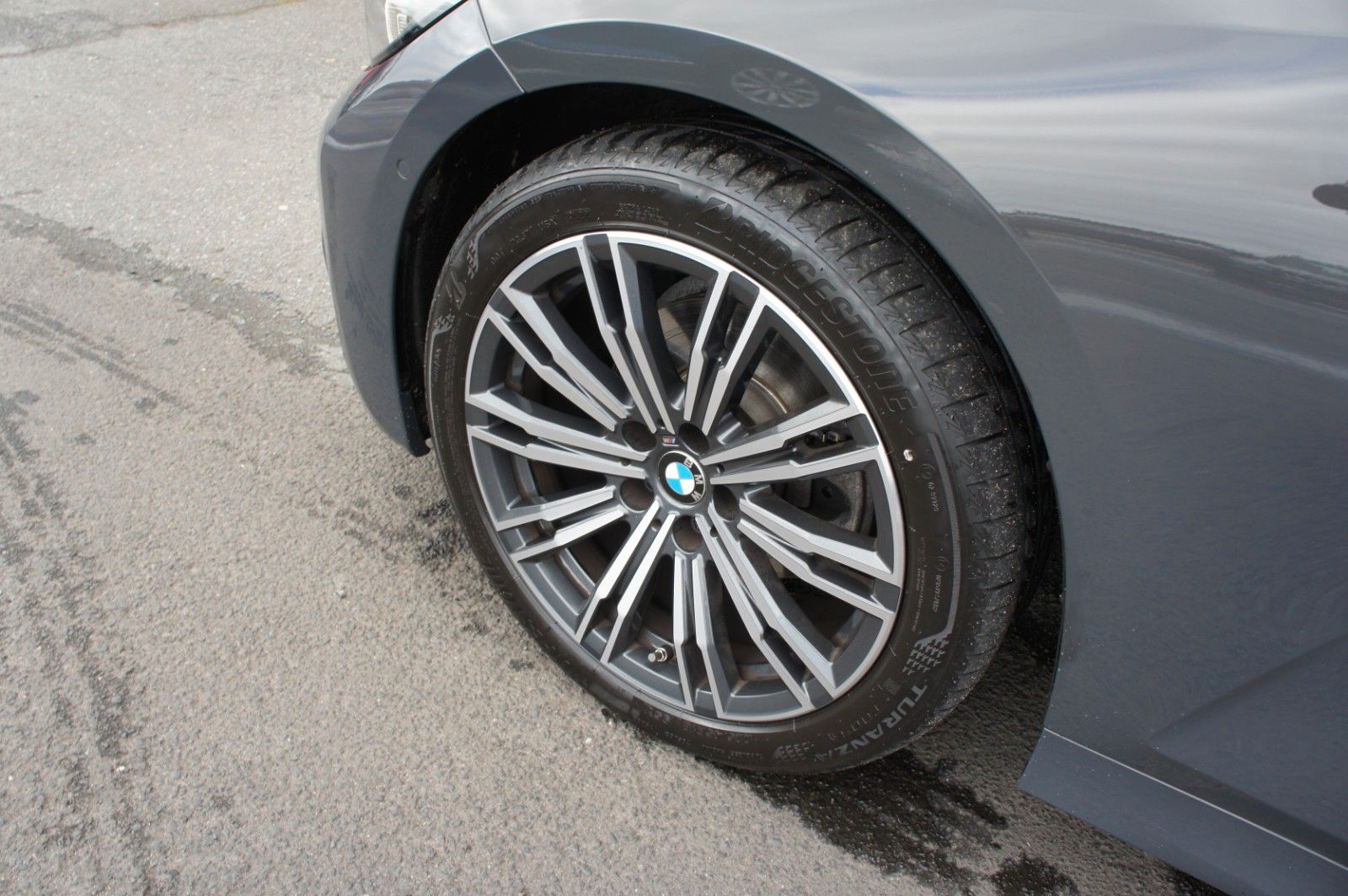 BMW 320d xDrive M Sport*ACC*LIVE*KAM*STANDHZG*LASER* foto 10