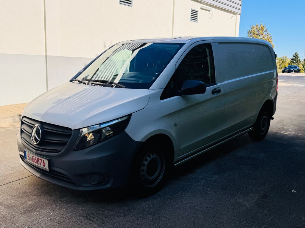 Image of Mercedes-Benz Vito