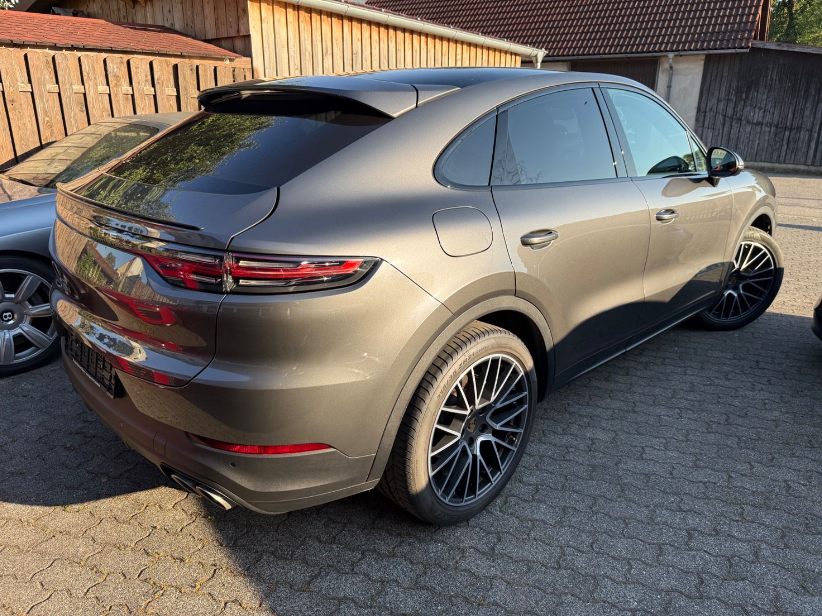 Porsche CAYENNE S COUPÉ *EXKLUSIV* 21ZOLL,APPROVED 10/27 foto 4