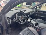 Porsche Cayenne Coupe 3.0 V6 Tiptronic - - Porsche Cayenne: Schwarz, Head-Up Display
