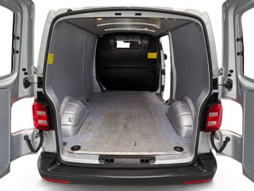 Volkswagen T6 Transporter - 2
