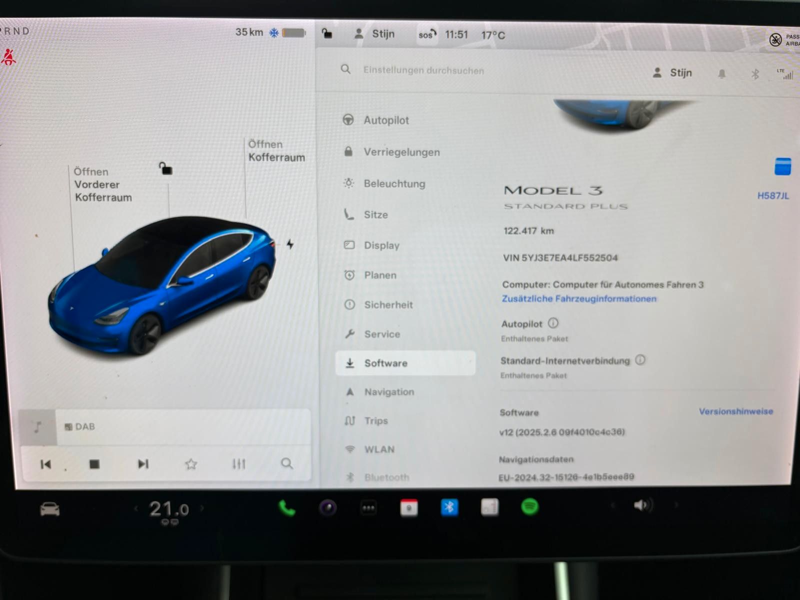 Fahrzeugabbildung Tesla Model 3 Standard Range Plus RWD