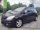 Mercedes-Benz B 150 2.HAND/TÜV NEU/100.000KM/SHZ/TEMPOMAT - Mercedes-Benz bis 5.000 Euro