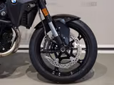 BMW F 900 R Triple Black Dynamik/ Komfort Pak. - BMW F 900 R