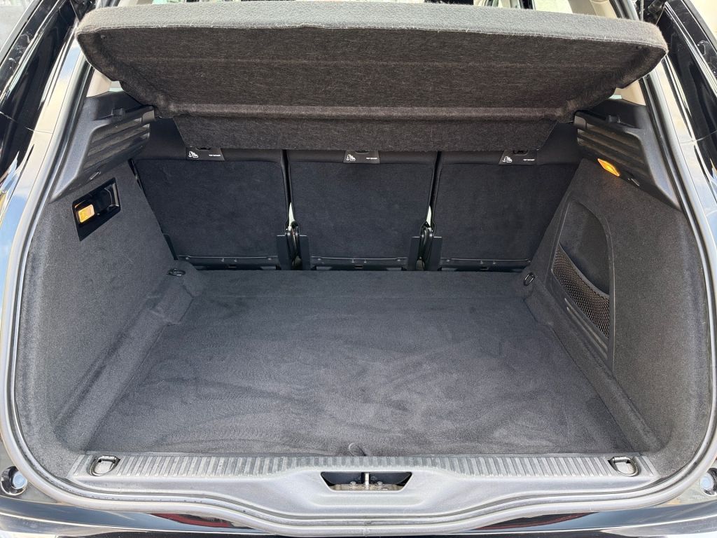 Fahrzeugabbildung Citroën C4 Picasso PureTech 130 SELECTION
