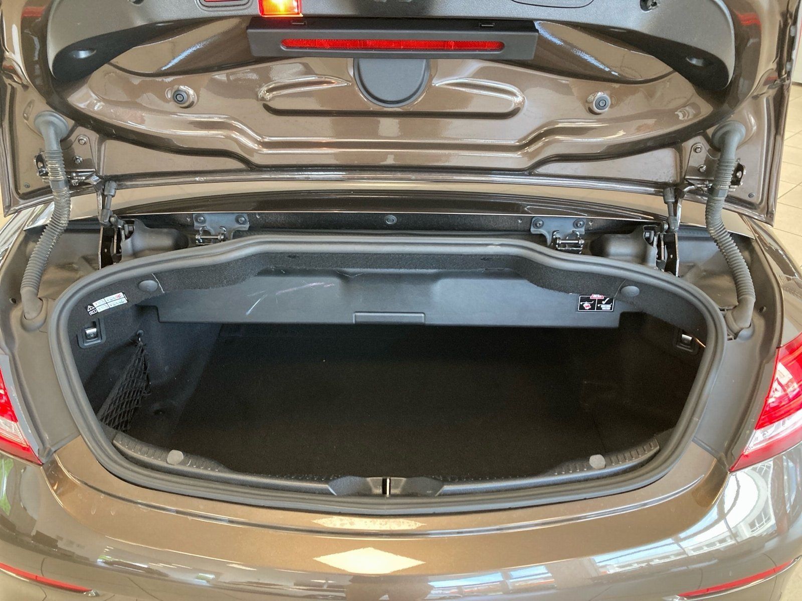 Fahrzeugabbildung Mercedes-Benz C 300 AMG*Burmester*Distro*Totwink*LED*Kam*AHK*
