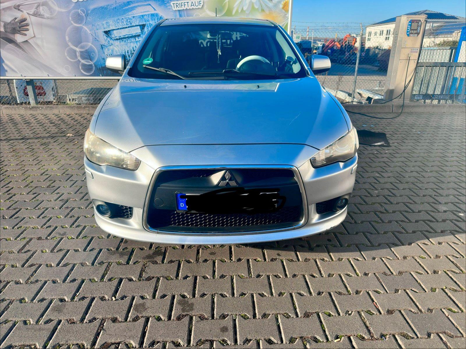 Mitsubishi Lancer 2010 — photo 8