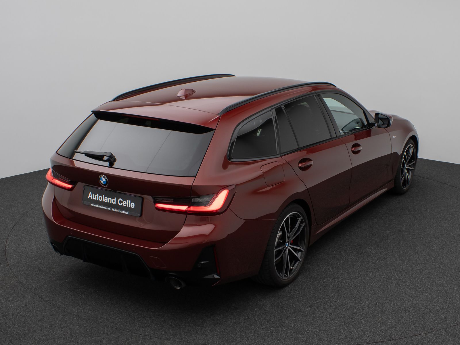 Fahrzeugabbildung BMW 320d M Sport Kamera HUD DAB H/K Komfort 19Zoll