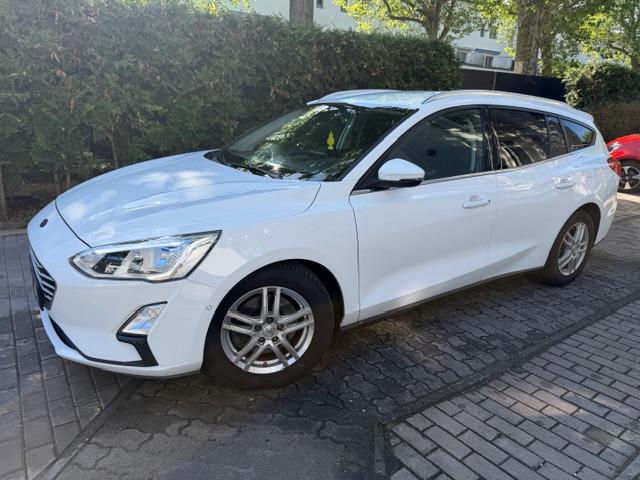 Ford TURNIER COOL & CONNECT KAMERA|NAVI|SPUR|TOT
