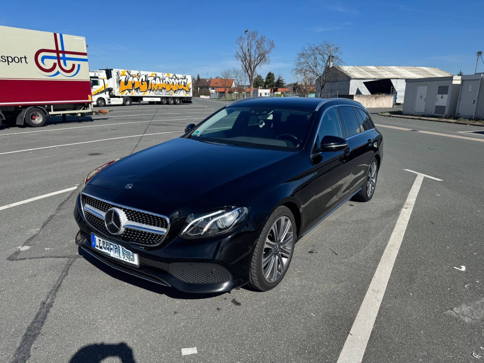 MERCEDES-BENZ E 220 d 4MATIC T Autom. Service Neu bei Mercedes