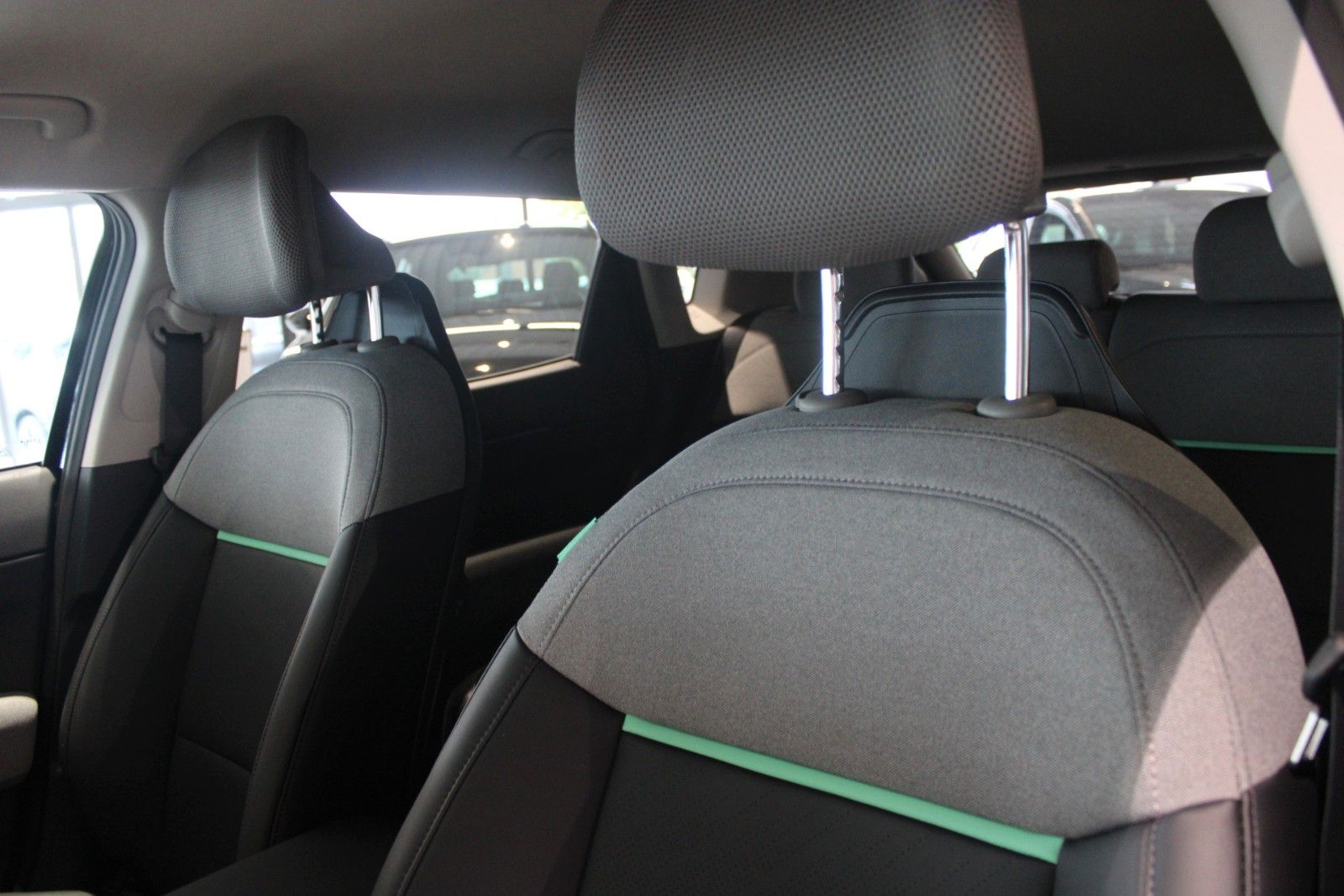 Fahrzeugabbildung Kia EV4 81 kWh 150 kW Earth TECHNOLOGY + UPGRADE