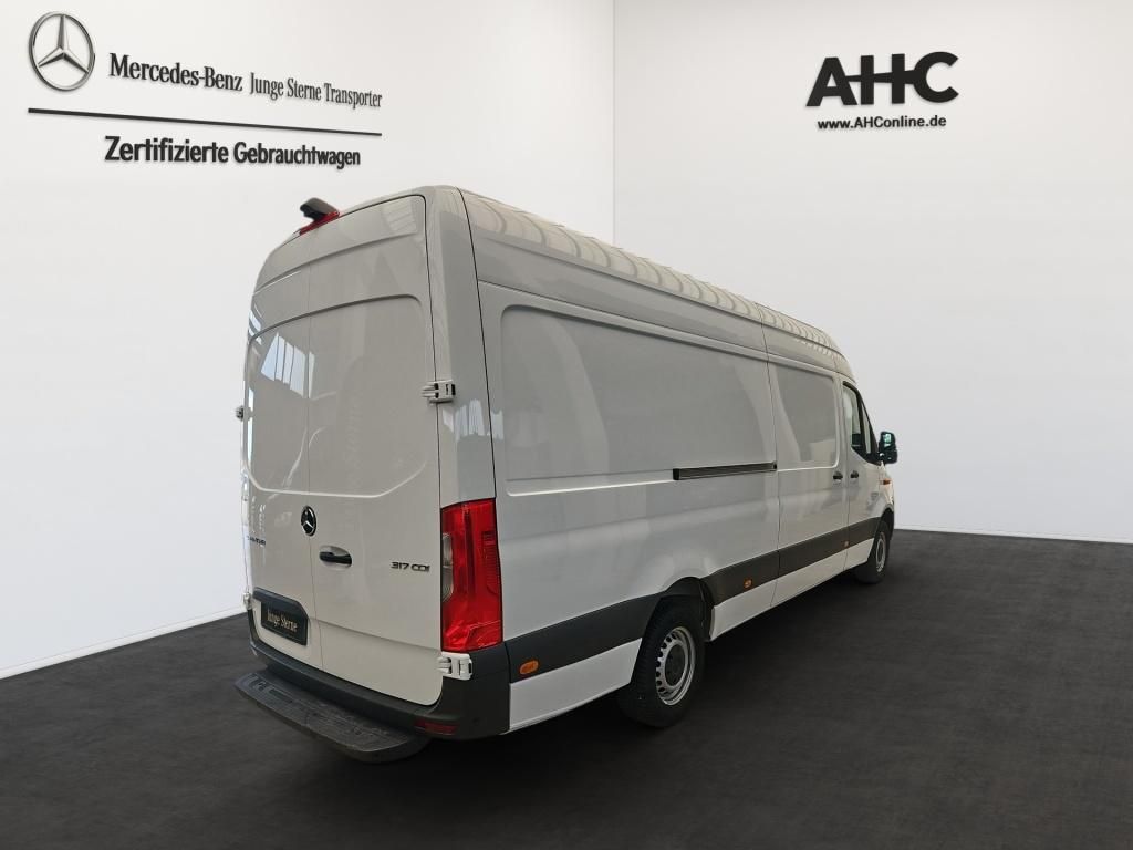 Fahrzeugabbildung Mercedes-Benz Sprinter 317 Kasten L3H2 Schwingsitz 360°SHZ Nav