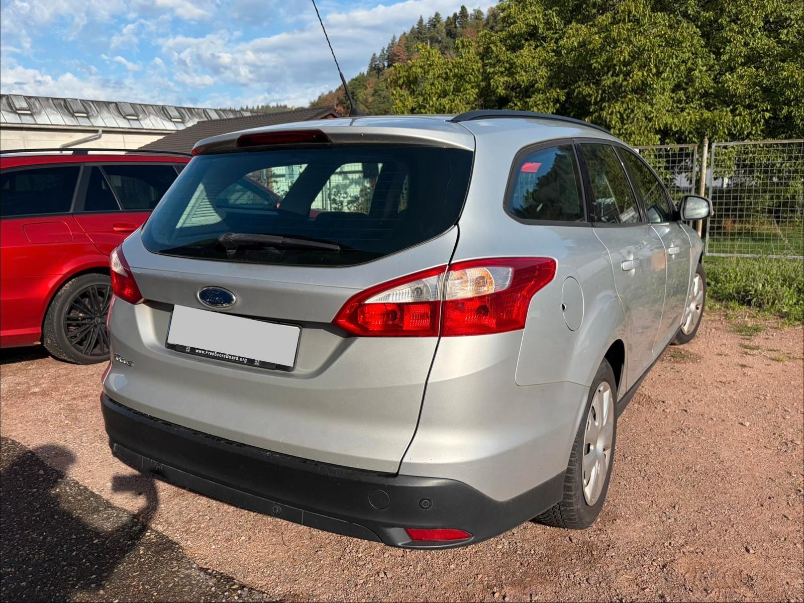Ford Focus 2014 — photo 5