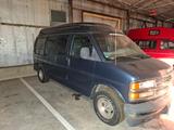 Chevrolet Express - Chevrolet aus 1998: Van