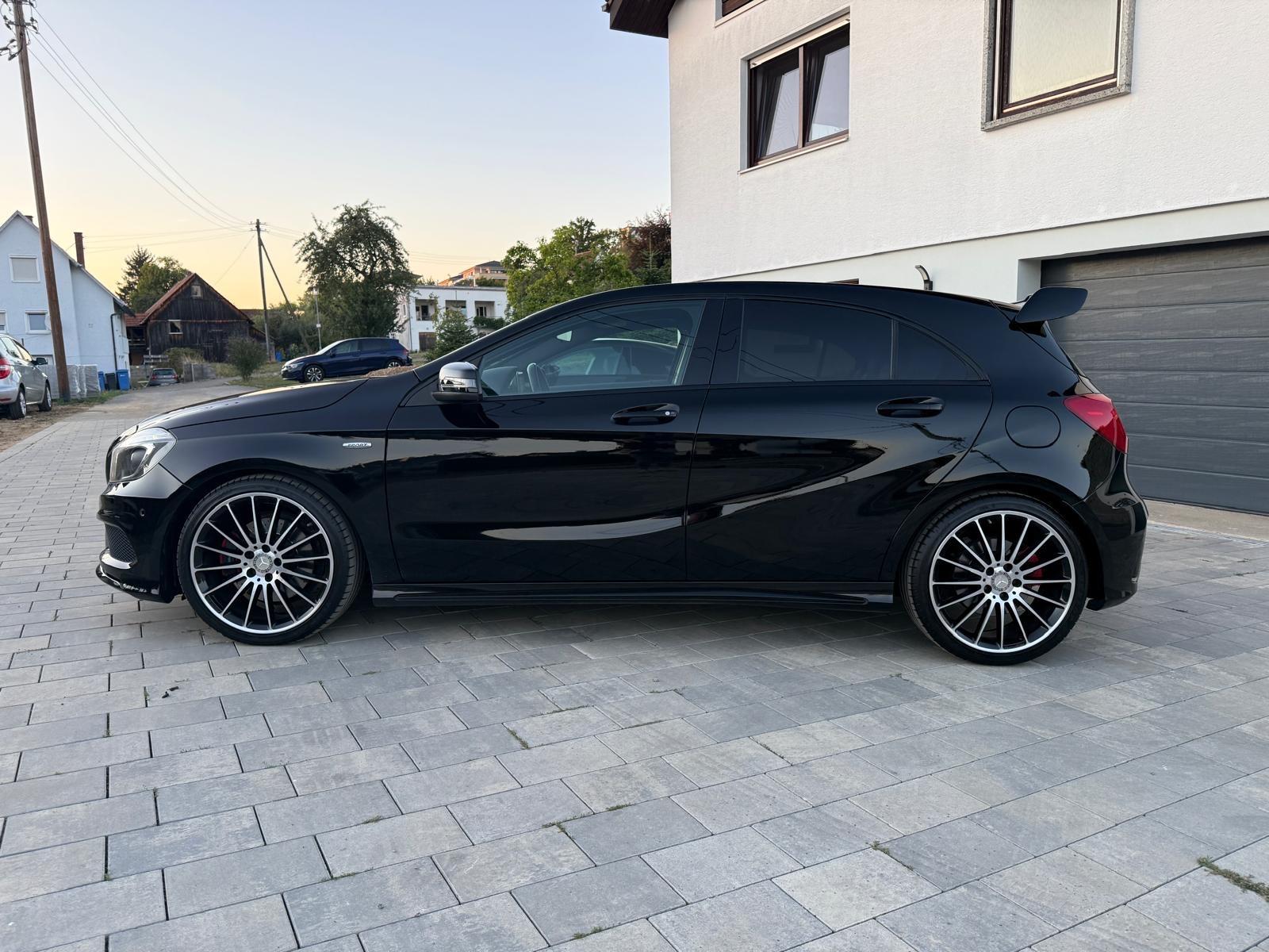 Mercedes-Benz A 250*4MATIC*Sport*AMG*Pano-Dach*Kamera*19 Zoll