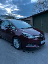 Opel Zafira Tourer C - Opel Zafira Tourer in Düsseldorf