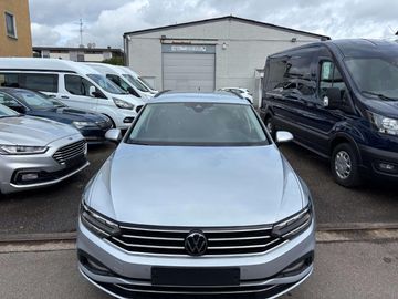 Volkswagen Passat Variant - 2