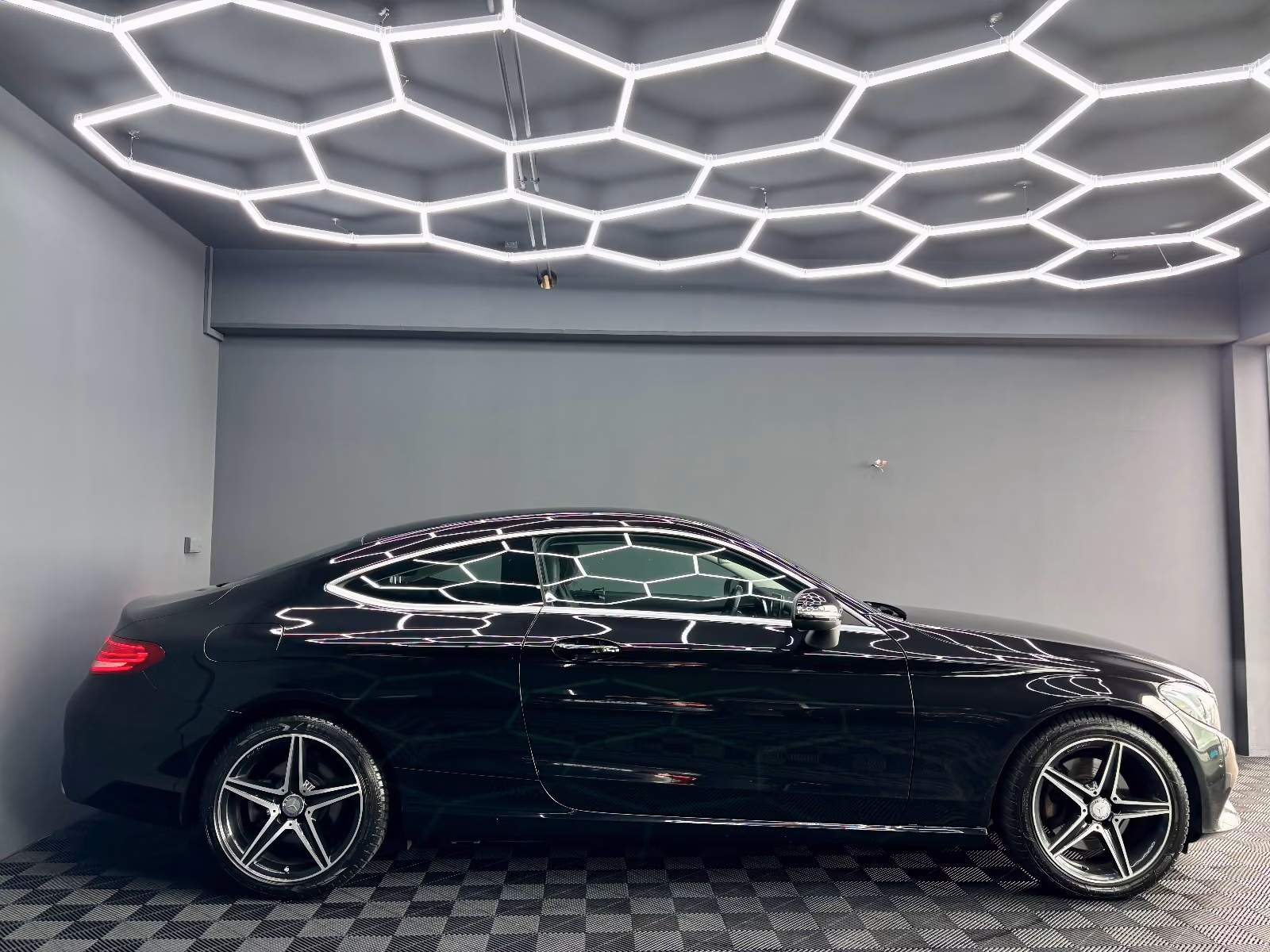 Mercedes-Benz C 250 d AMG/Totwinkel/Autom./ServiceNEU