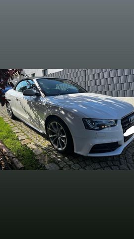 AUDI Audi A5 Cabrio Quattro S-Line