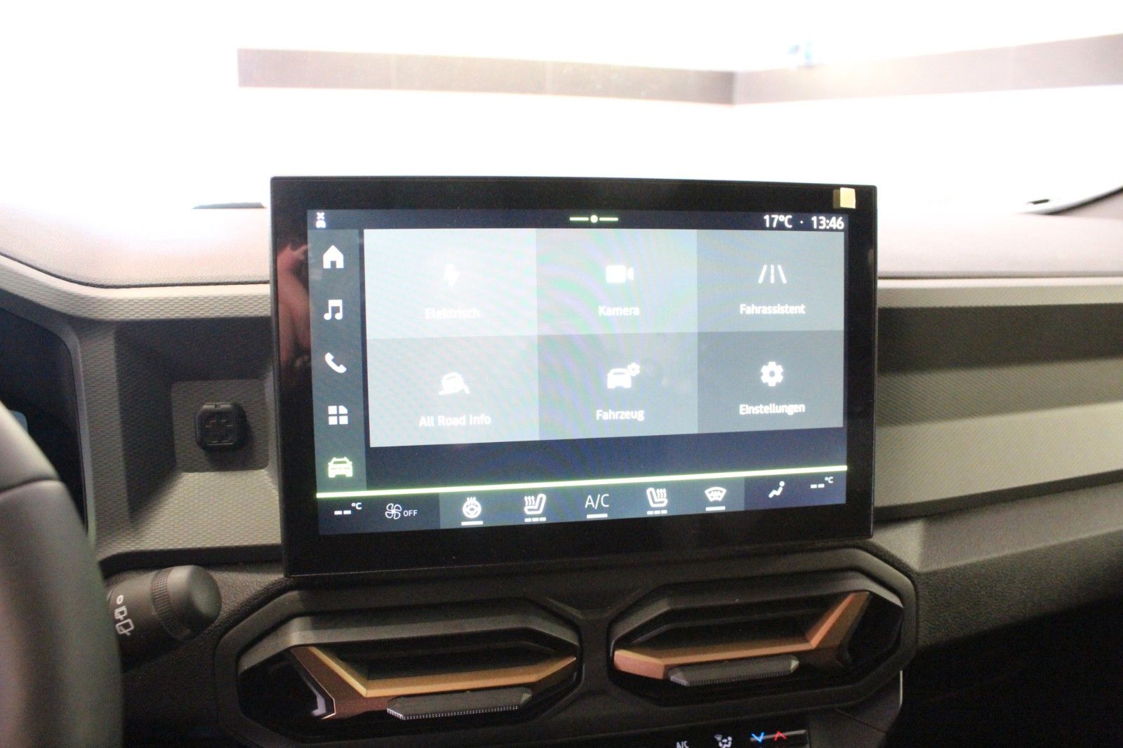 Fahrzeugabbildung Dacia Bigster  Hybrid G 150  4 X4 Extreme