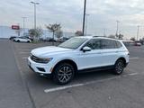 Volkswagen Tiguan Allspace 2.0 TSI 186 PS DSG USA - : Geländewagen, Usa
