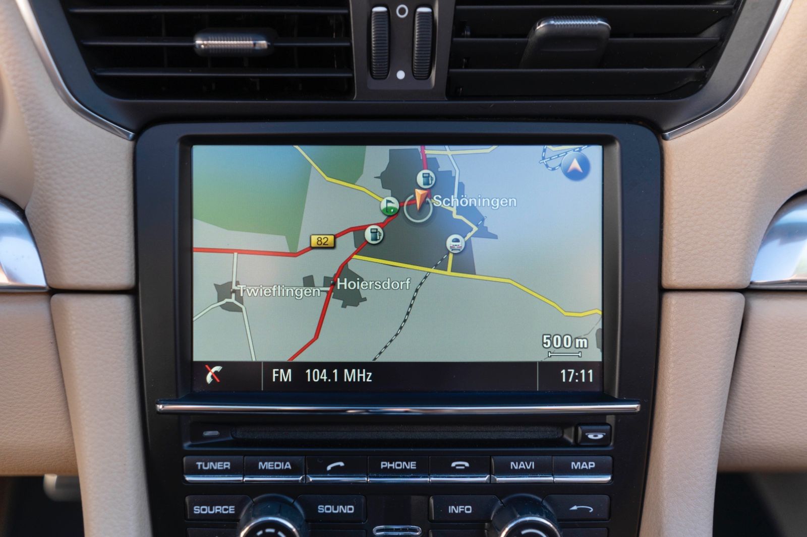 Fahrzeugabbildung Porsche 911 Carrera S Cabrio PDLS Bixenon Bose 111 Check