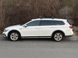 Volkswagen Passat Alltrack 2.0 TDI 4M / Matrix,Pano, Standh - gebrauchte VW Passat Alltrack aus dem Jahr 2020