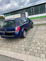 Opel Astra Kompi, 1.9 Diesel, 74 kW/101 PS - Opel Astra aus 2009 mit Diesel-Antrieb: Kombi, 1.7