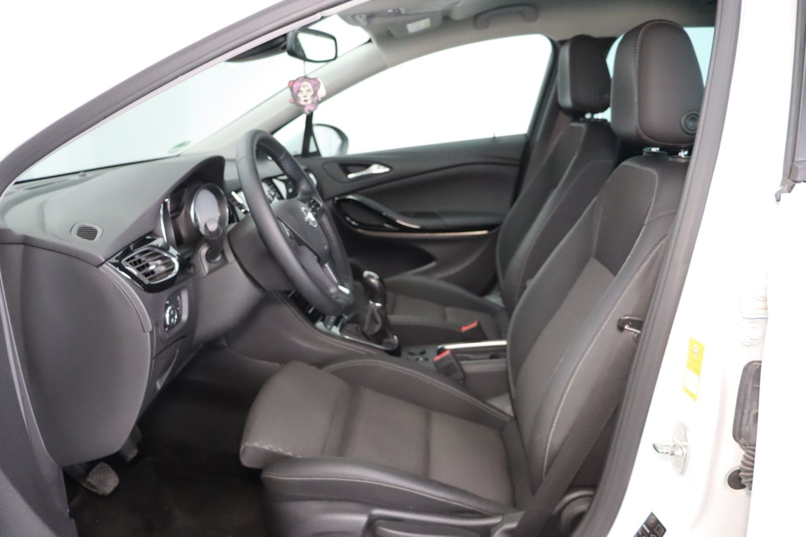 Fahrzeugabbildung Opel Astra K Sports Tourer 1.4 Turbo * LED Matrix * I