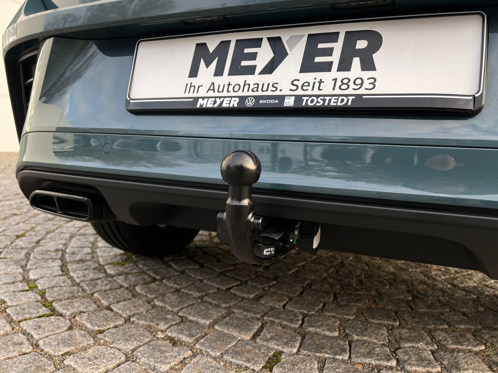 Fahrzeugabbildung Volkswagen T-Roc R-Line 1.5 TSI DSG *AHK, LED, Black Style,