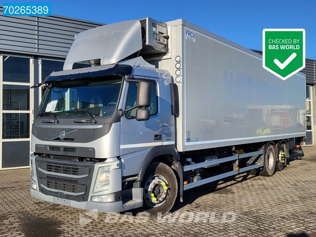 Volvo FM 330 6X2 9,80m Box Lift + Steering Axle LBW Eu