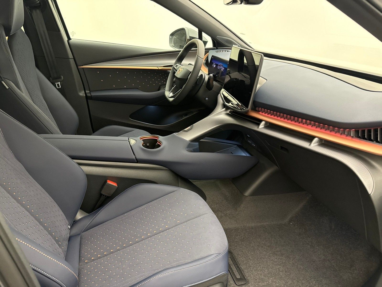 Cupra Tavascan Endurance 286PS 77kWh Immersive19Wärmep imagem 3